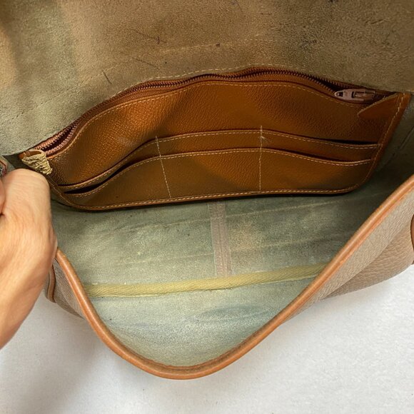 Vintage Dooney & Bourke All Weather Crossbody Bag Tan Taupe Leather 90s - Picture 10 of 16